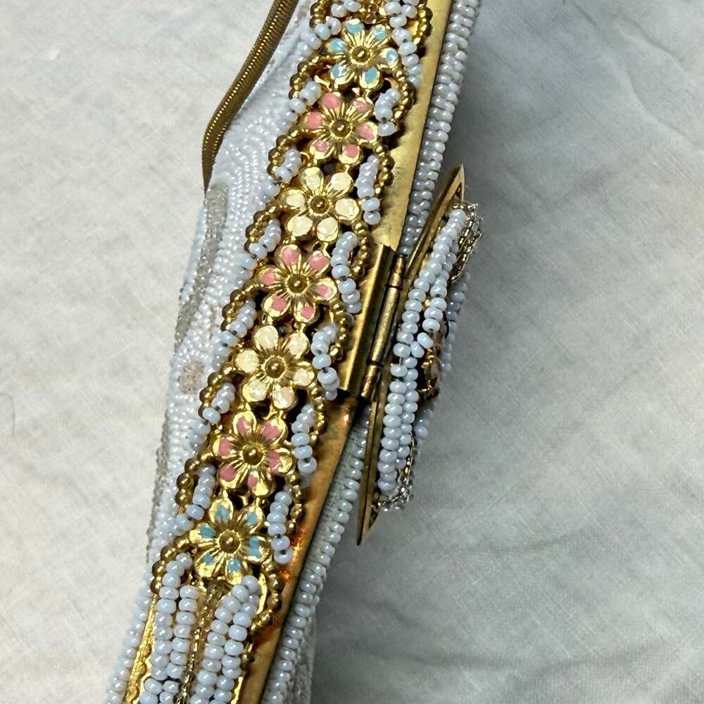 Vintage 1950s Intricate Beaded Floral Scroll Pastel Gold Frame Mini Handbag - Picture 5 of 9